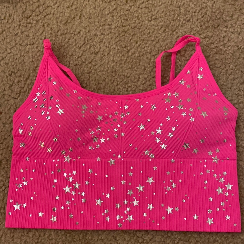 NEW pink sports bra from PINK!